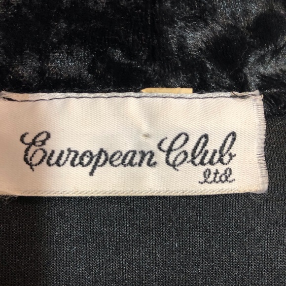 Vintage velvet and sequins jacket - Picture 6 of 6